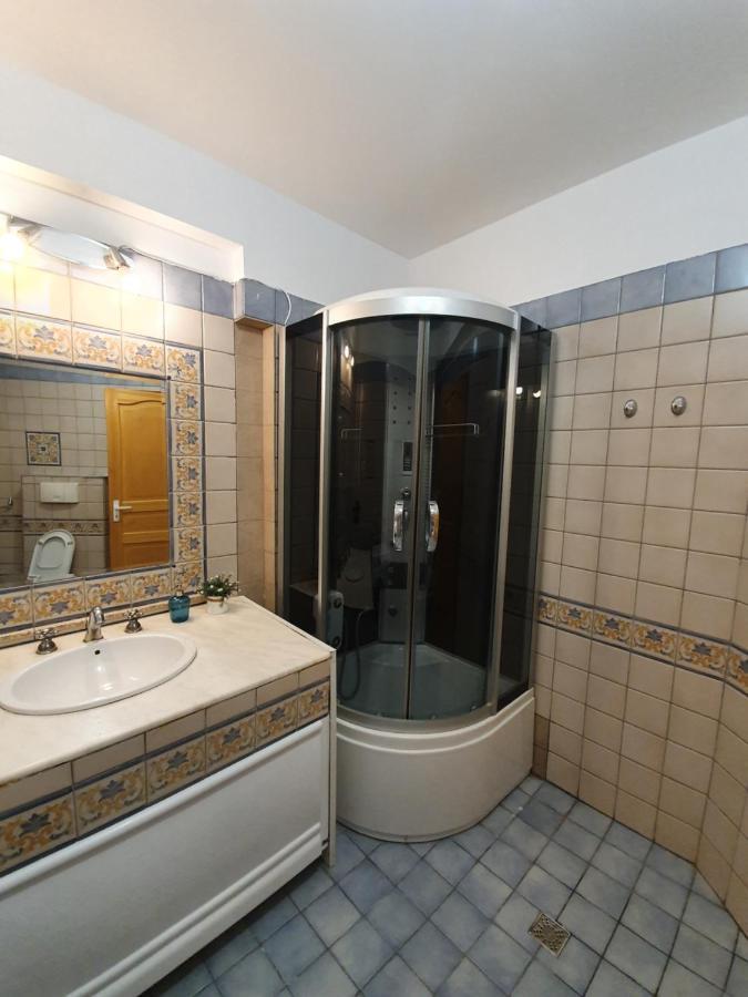 Ultracentral Apartments Бухарест Экстерьер фото