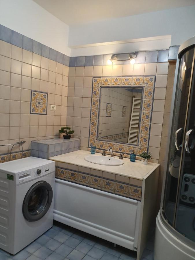 Ultracentral Apartments Бухарест Экстерьер фото