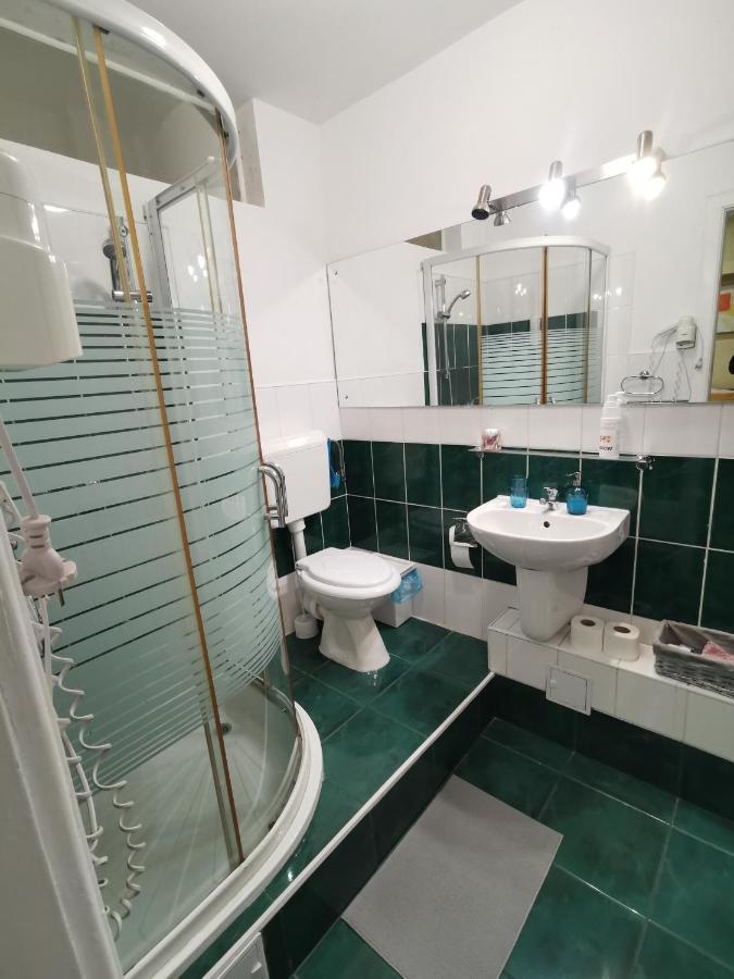 Ultracentral Apartments Бухарест Экстерьер фото