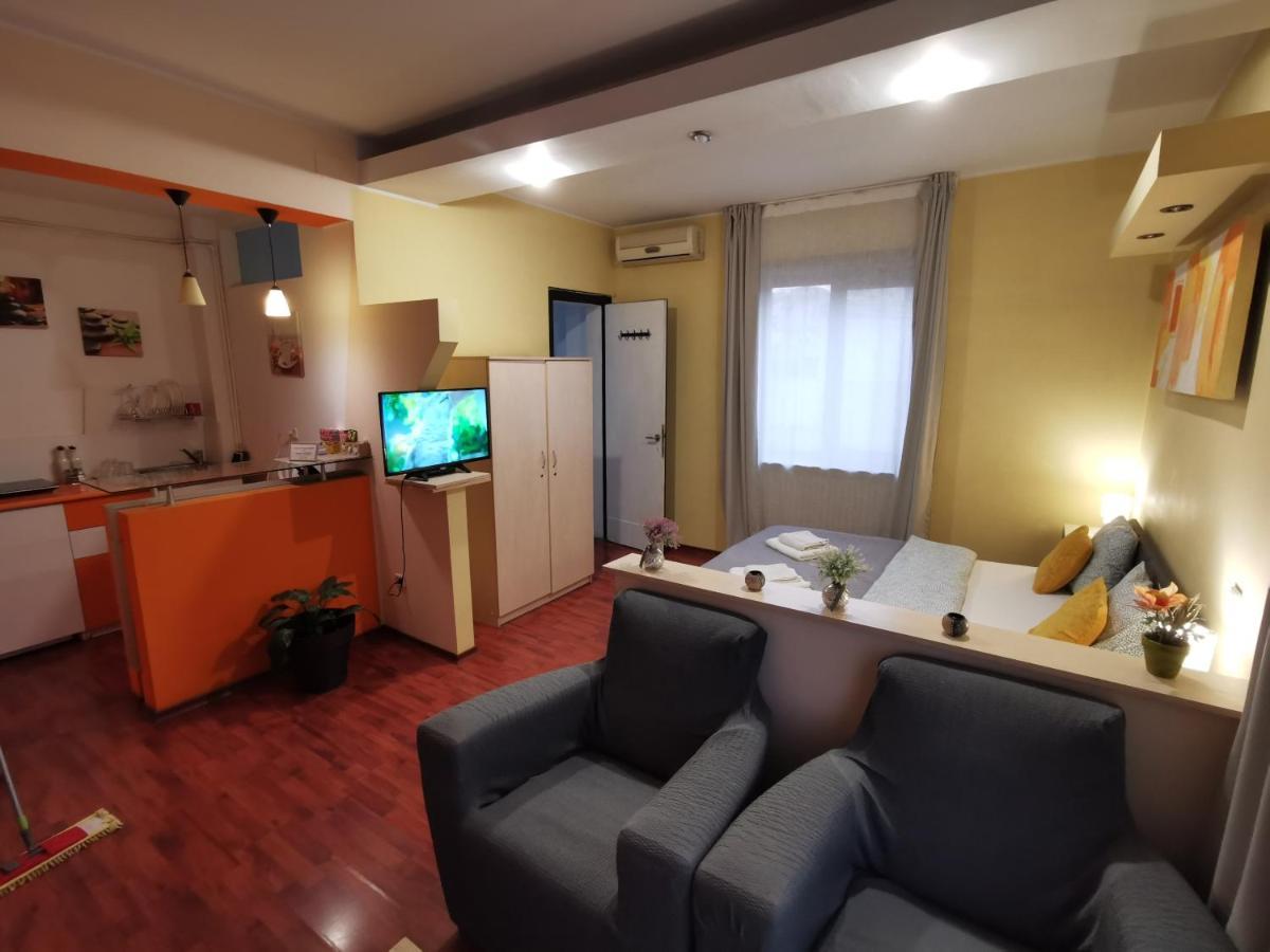 Ultracentral Apartments Бухарест Экстерьер фото